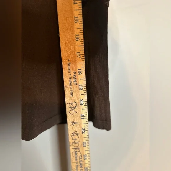 ✌️4 for $20✌️ Lurex camisole - Picture 4 of 8